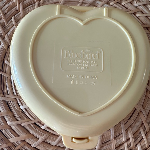 Polly Pocket Vintage Strolling Baby Quilted Heart Playset With Dolls Figures - Picture 4 of 6